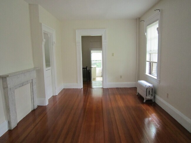 Building Photo - 56 Lyman St