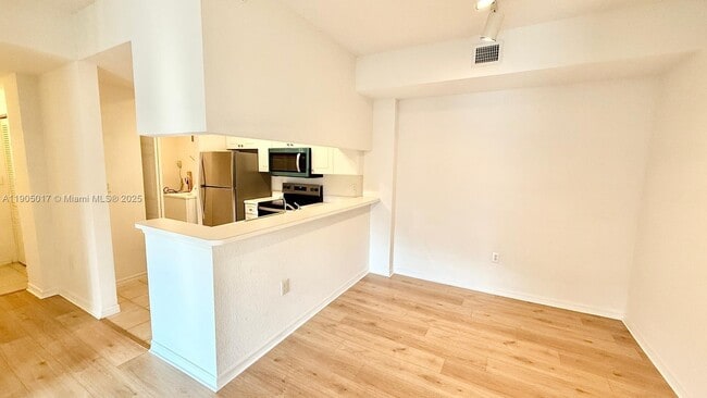 Building Photo - 2808 Amalei Dr