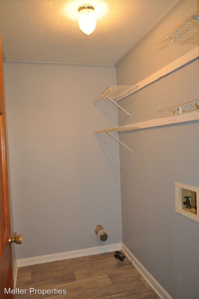 Building Photo - 2 br, 1 bath House - 5339 Morganton Road