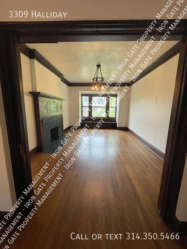 Building Photo - 3309 Halliday-