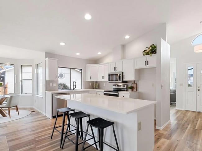 Building Photo - Beautiful Home on Boise Bench!