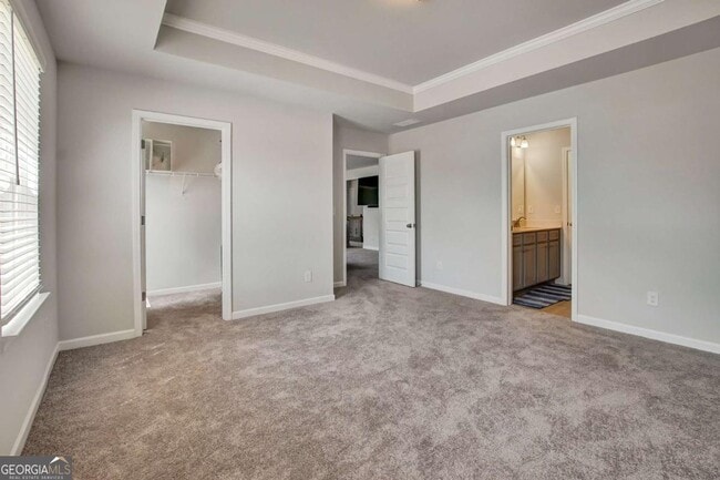 Building Photo - 297 Delta Dr