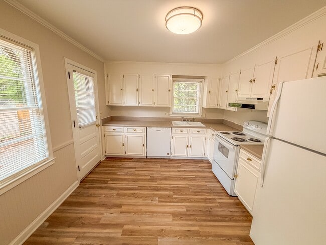 Building Photo - 309 Verner Dr