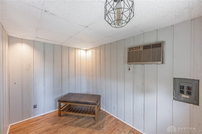 Building Photo - 5276 Buckner Dr