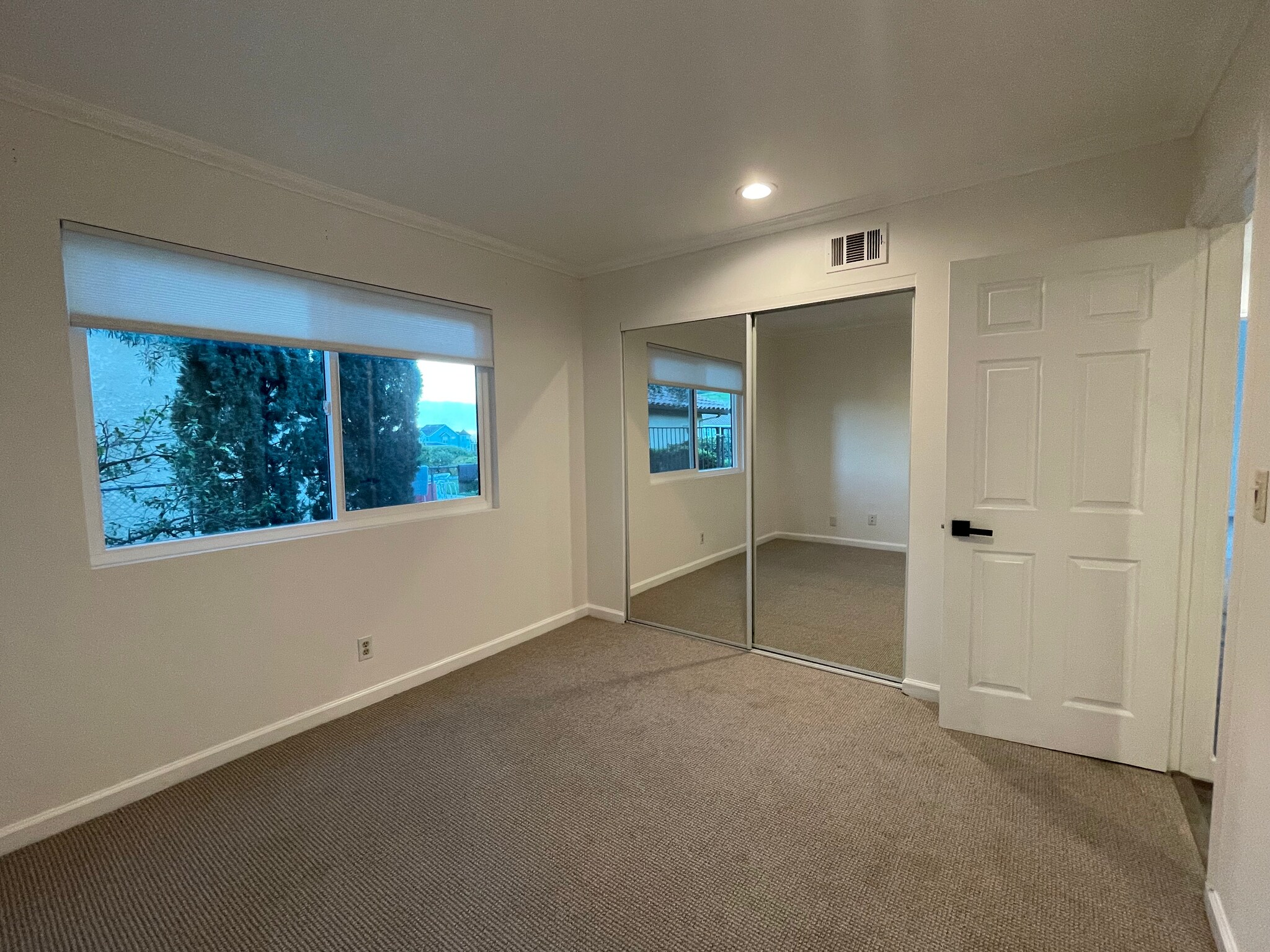 Building Photo - 25660 Allen Way