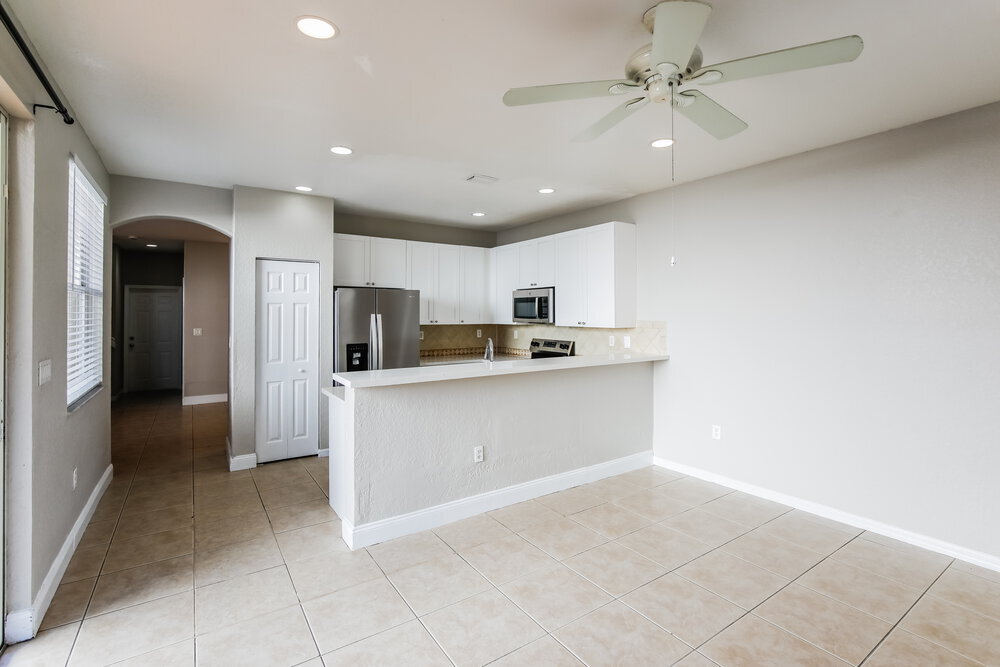 Building Photo - 1648 SE 20th Rd