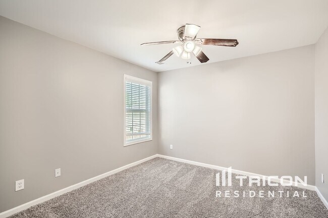 Building Photo - 1265 Leisure Lake Dr