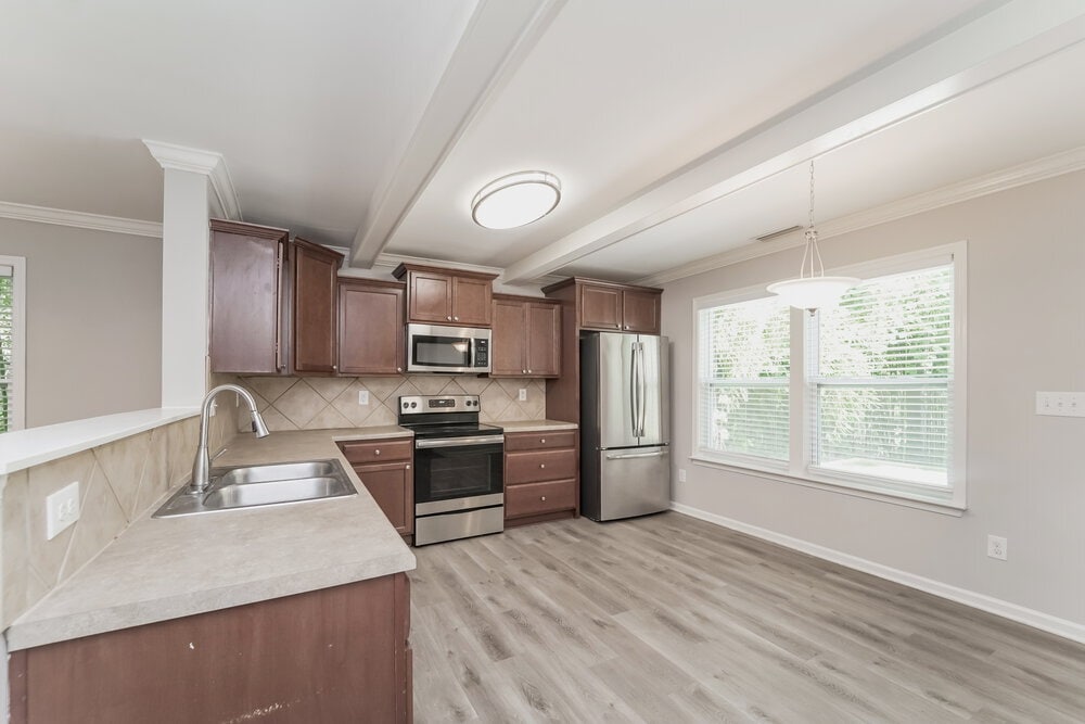 Building Photo - 1088 Joselynn Drive