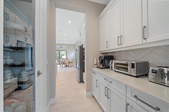 Building Photo - 208 Corelli Dr