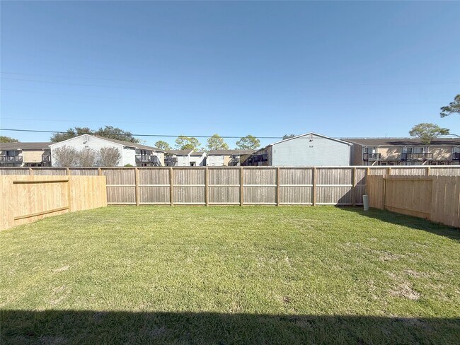 Building Photo - 505 Robin Ct