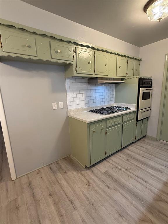 Building Photo - 800 N Markwell Ave