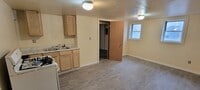 Building Photo - 2229 S 10th Pl