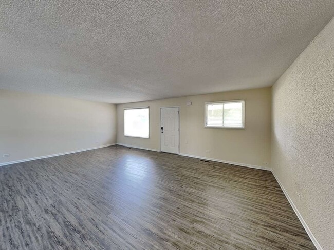 Building Photo - 164 Fairwood Dr