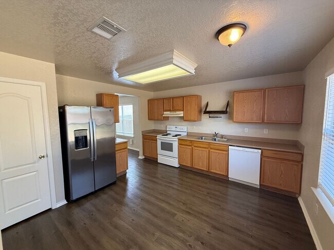 Building Photo - 11127 Vollmer Ln