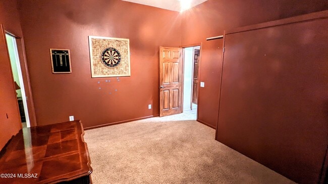 Building Photo - 38851 S Moonwood Dr