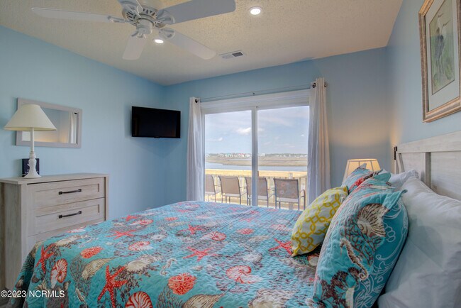 Building Photo - 1881 New River Inlet Rd