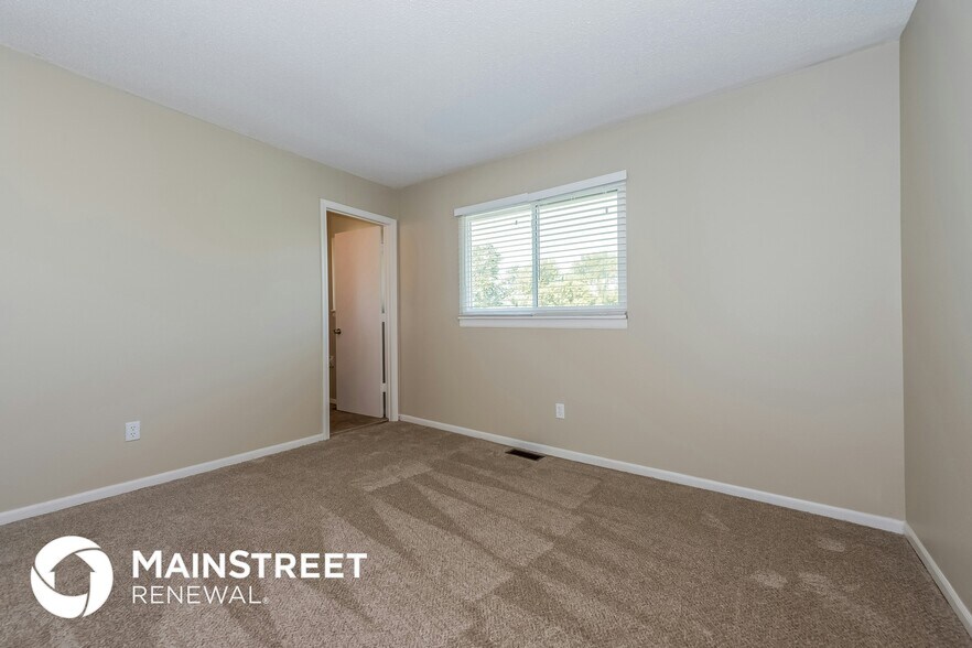 Building Photo - 1167 Musket Dr