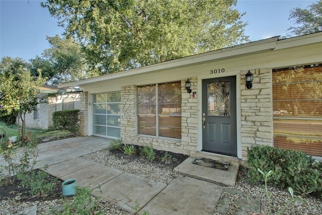 Building Photo - 3010 Susquehanna Ln