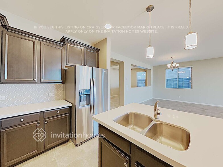 Building Photo - 19018 W Yucatan Dr