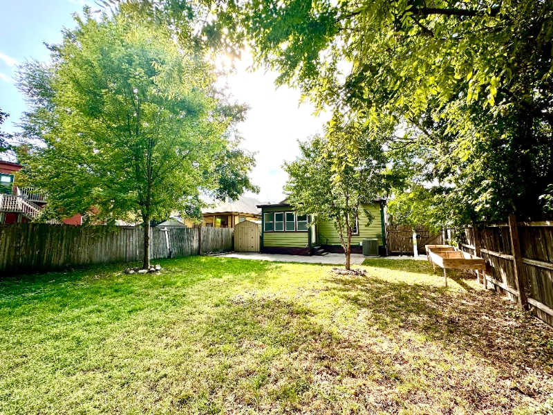 Building Photo - 1211 21st St