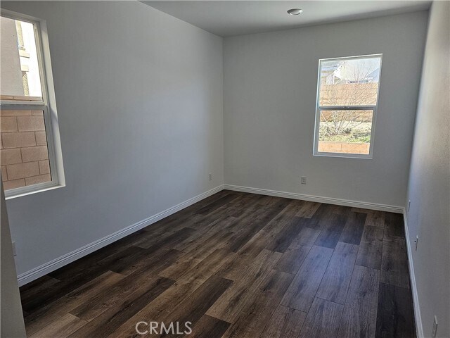 Building Photo - 4725 S Scott Way