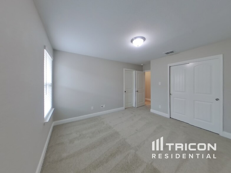 Building Photo - 13006 Carreta Wy