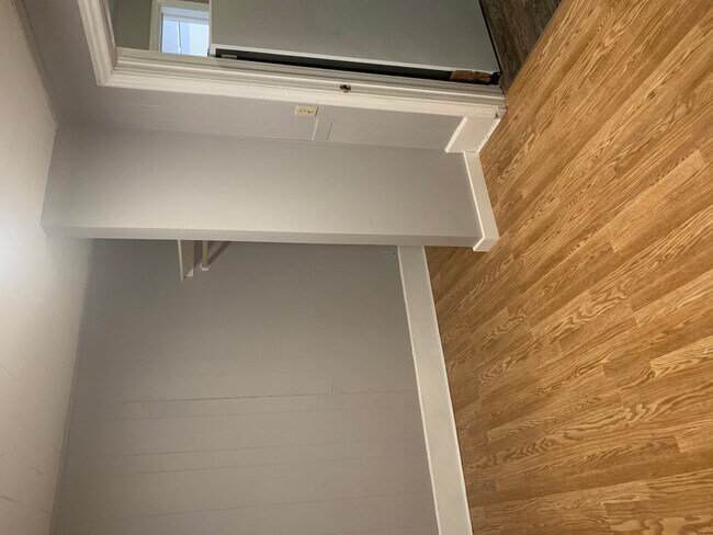 Building Photo - 29 Church St