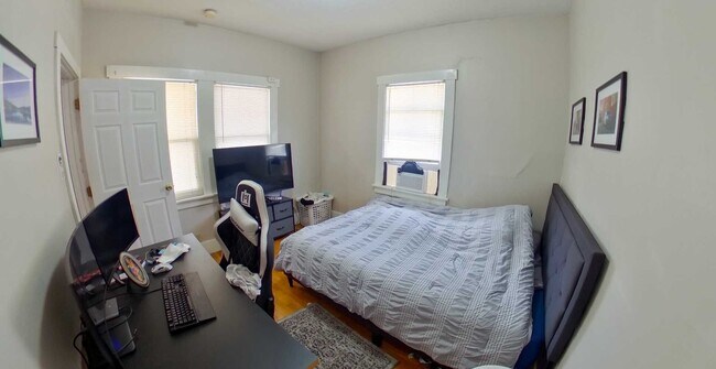 Building Photo - 1120 Thurston St