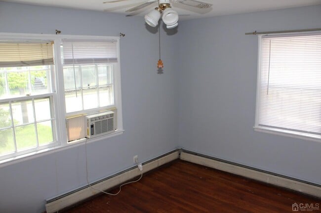 Building Photo - 185 Ridgeley Ave