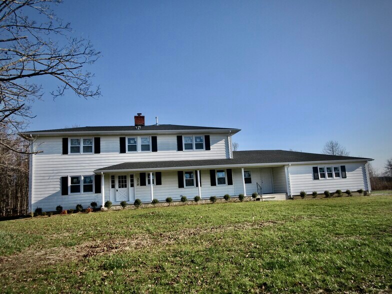 Building Photo - 370 Smithburg Rd