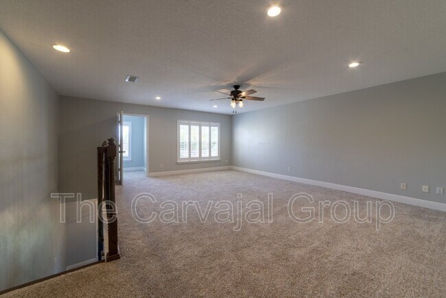 Building Photo - 1432 Bella Coola Dr