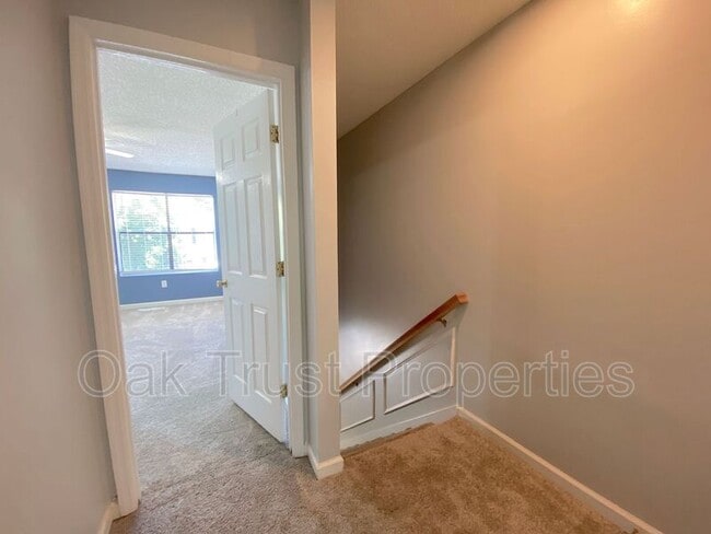 Building Photo - 6279 Lucille Dr