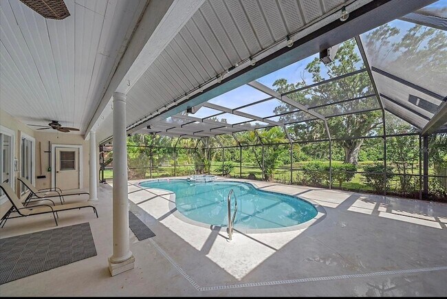 Building Photo - 4551 San Siro Dr
