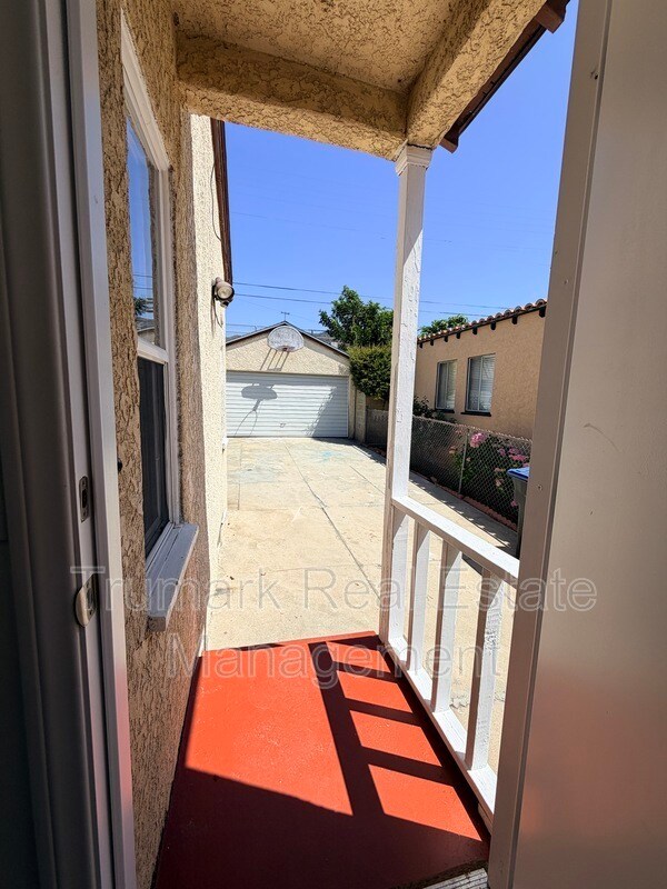 Building Photo - 729 South St