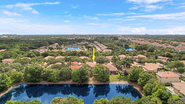 Building Photo - 127 Via Castilla