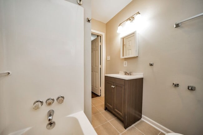 Building Photo - Incredible Value in Sylacauga – Appliances Included & Move-In Ready!