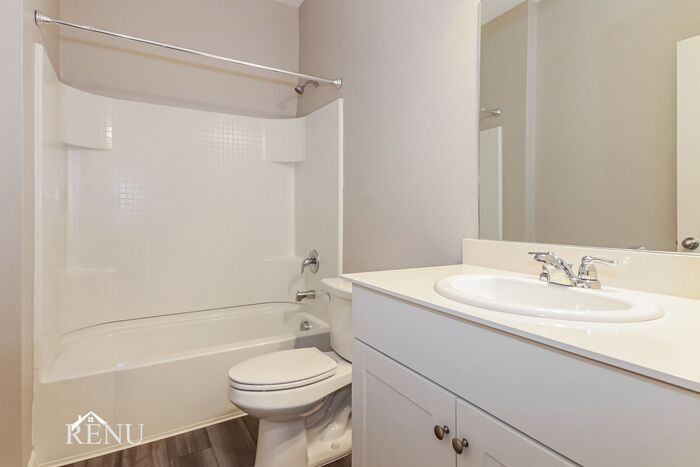 Building Photo - 6610 Charleston Dr