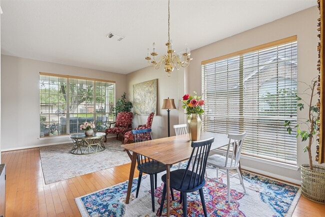 Building Photo - 8002 Cross Trail Dr