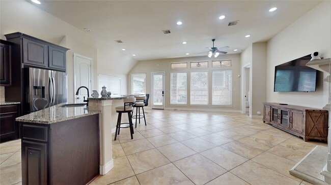 Building Photo - 29127 Crested Butte Dr