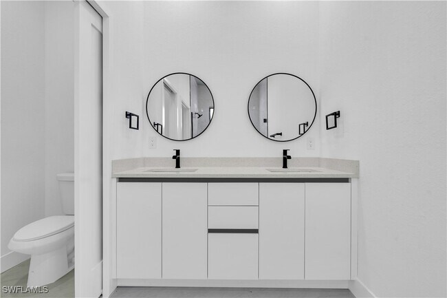 Building Photo - 2700 42nd St W