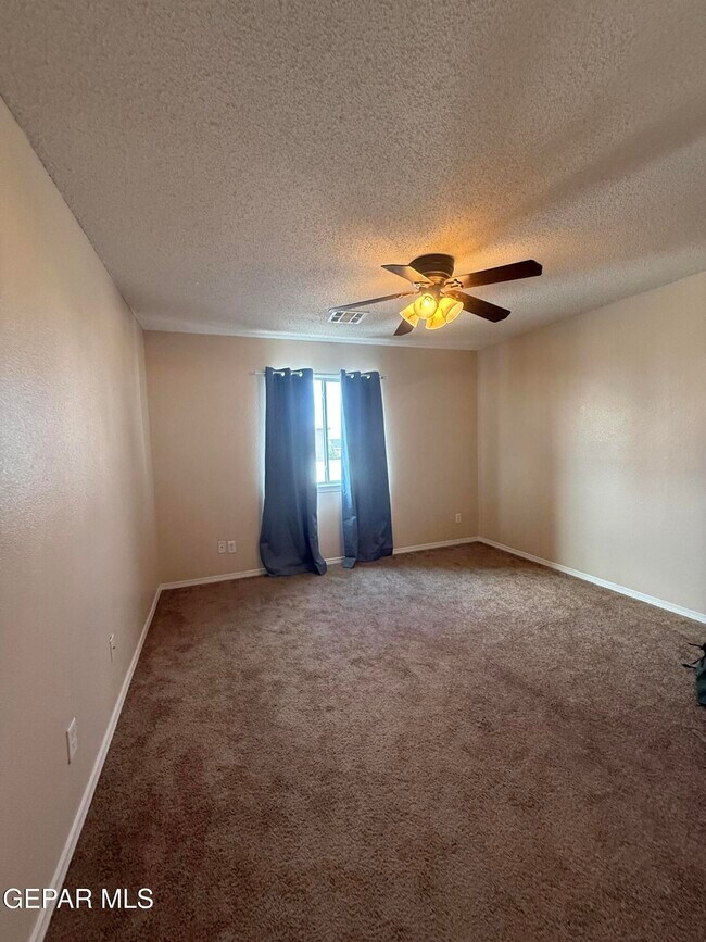 Building Photo - 12869 Little Misty Ln
