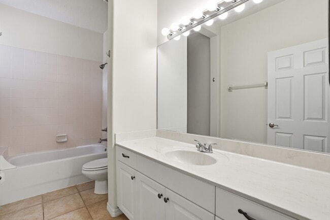 Building Photo - 12854 Carrington Cir