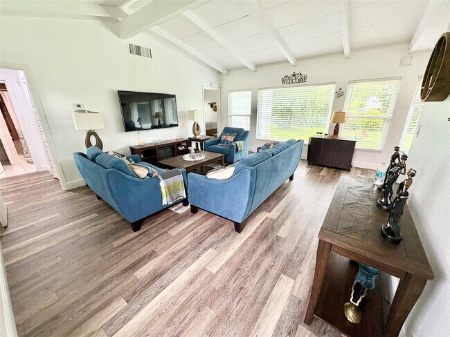 Building Photo - 120 Happiness Ave