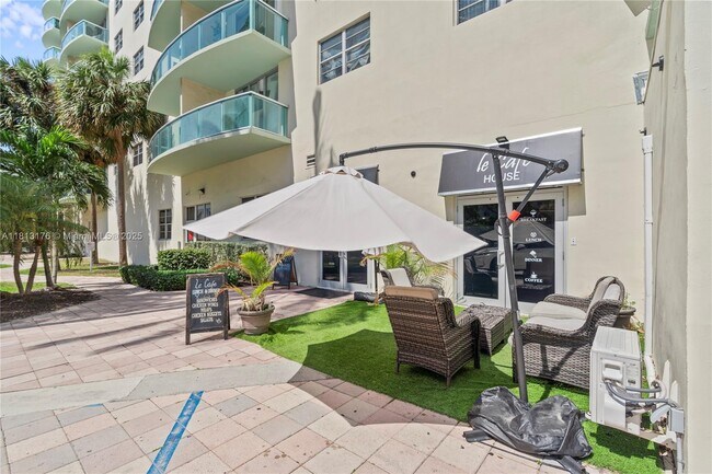 Building Photo - 19390 Collins Ave
