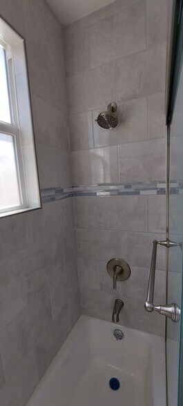 Building Photo - 15626 Grevillea Ave