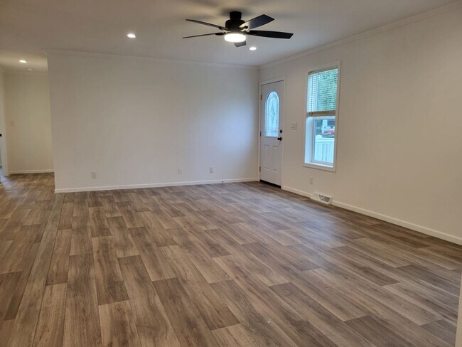 Building Photo - 7801 88th Ave
