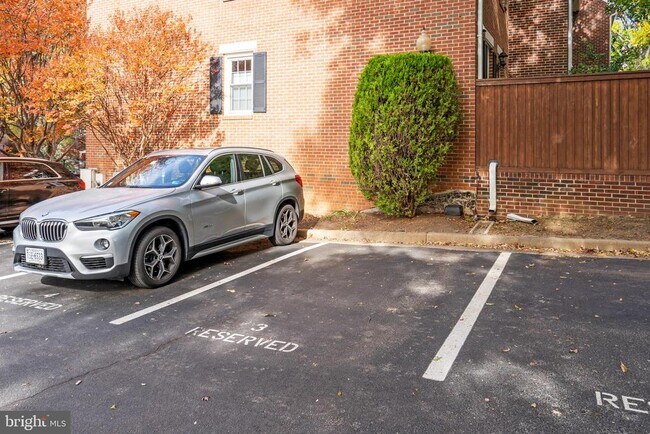 Building Photo - 1944 N Cleveland St