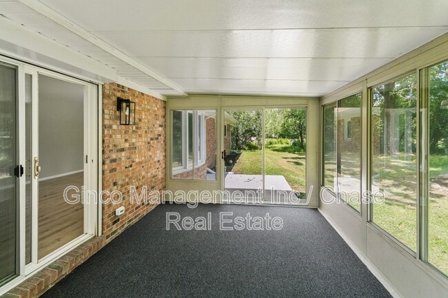 Building Photo - 5 Danube Way