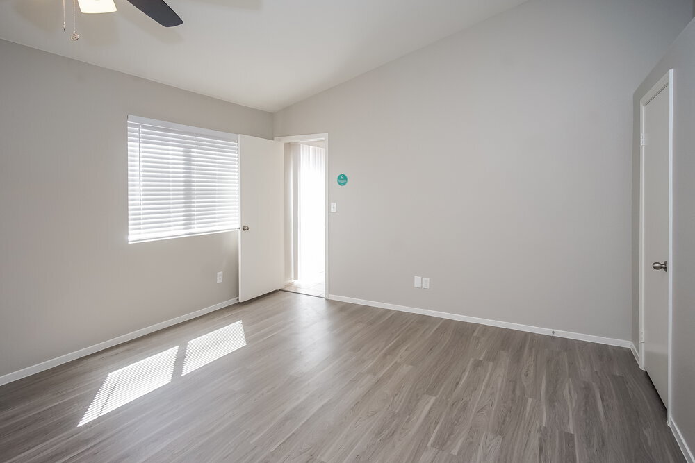 Building Photo - 3744 Blue Dawn Dr