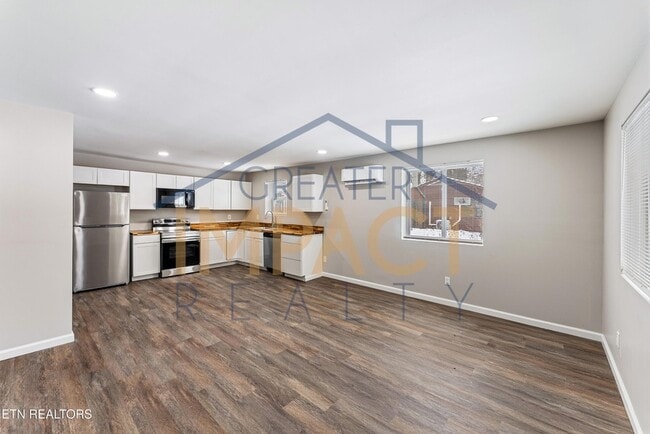 Building Photo - 2508 Legion Dr